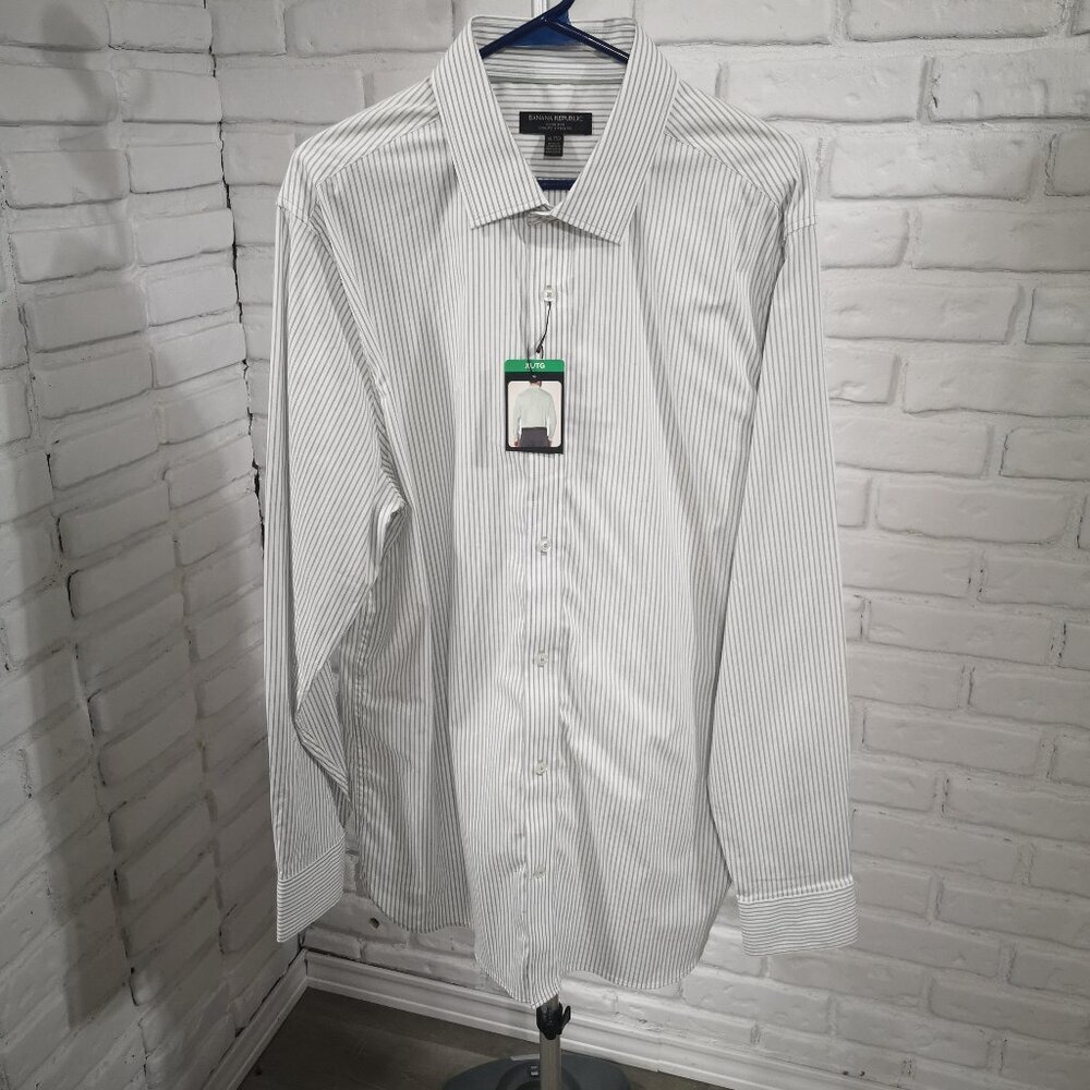 NWT Banana Republic Men's Size XL Slim Fit Sage Green & White Stripes Shirt